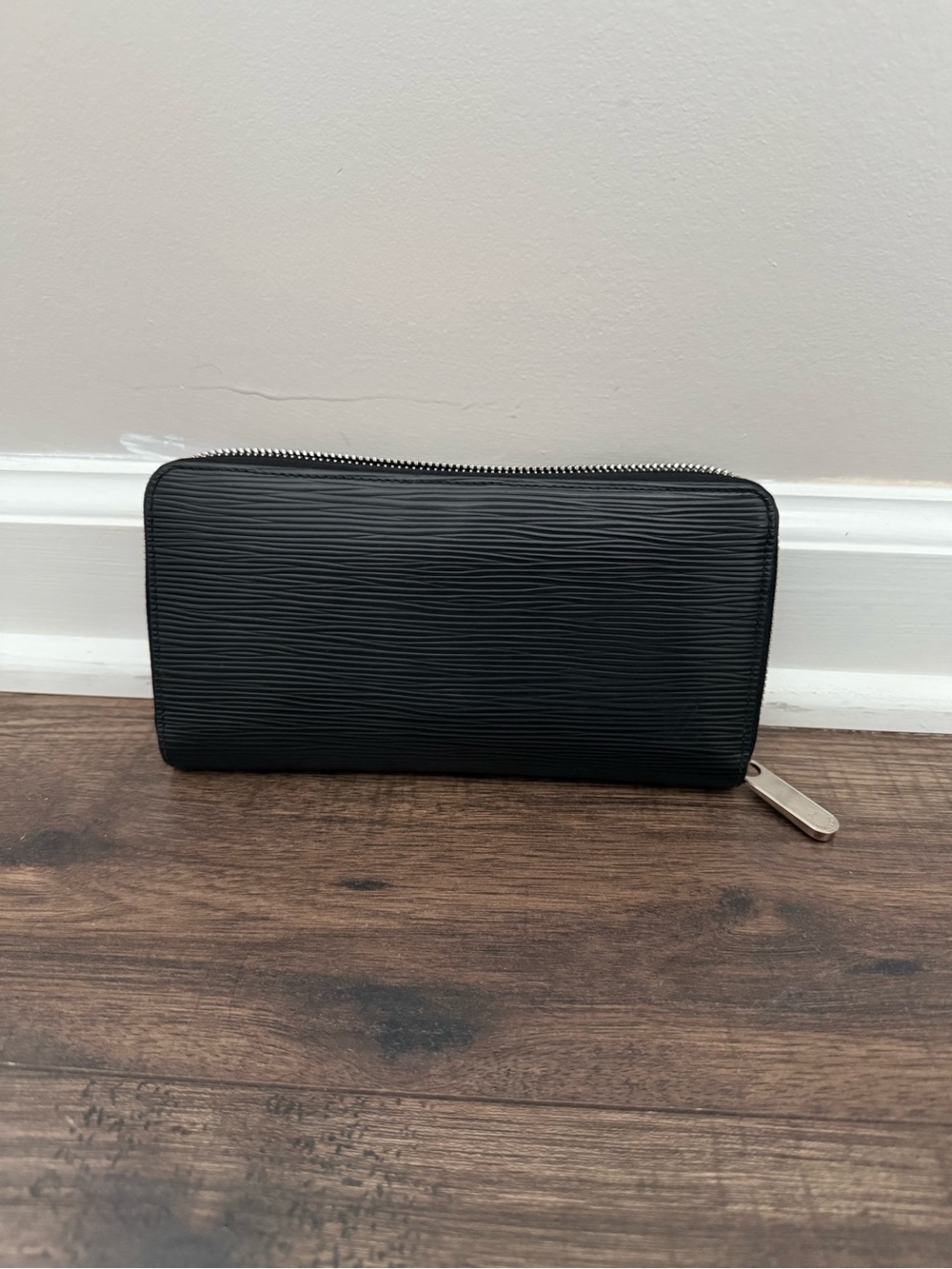 Authentic Louis Vuitton Epi Leather Wallet